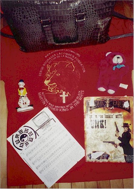 Grc_dangeroccult4.jpg ( 67926 bytes)